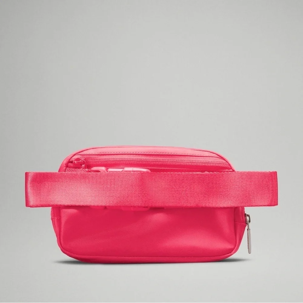 NEW LULULEMON EVERYWHERE BELT BAG COLOR GLAZE PINK